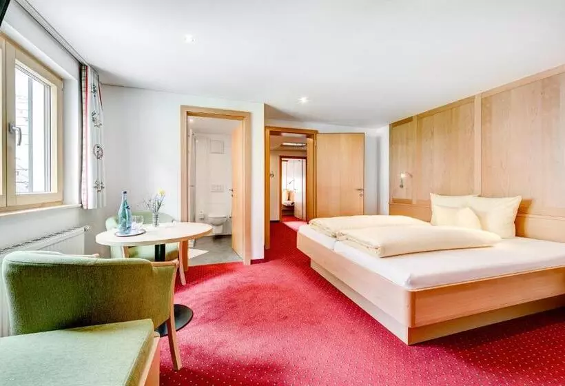 Hotelli Café Pension Zum Jäger