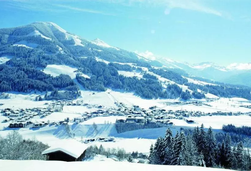 Hotelli Gasthof Zum Lendwirt