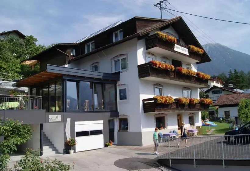 Hotelli Pension Waldesruh