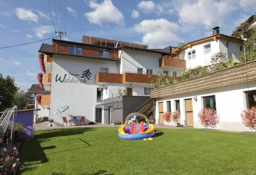 Hotelli Pension Waldesruh