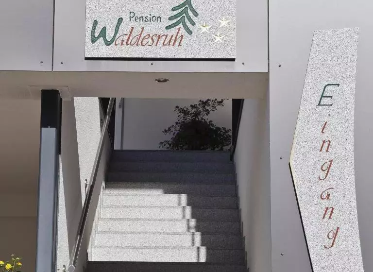 Hotelli Pension Waldesruh