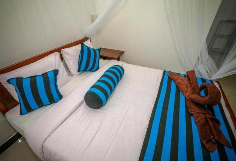 تختخواب و صبحانه Blue Heaven Cottage