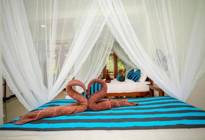 تختخواب و صبحانه Blue Heaven Cottage