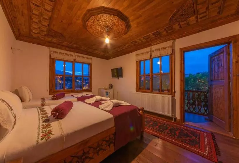 Aamiaismajoitus (B&B) Manzara Konak Otel
