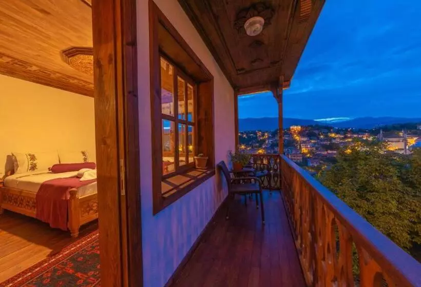 Aamiaismajoitus (B&B) Manzara Konak Otel