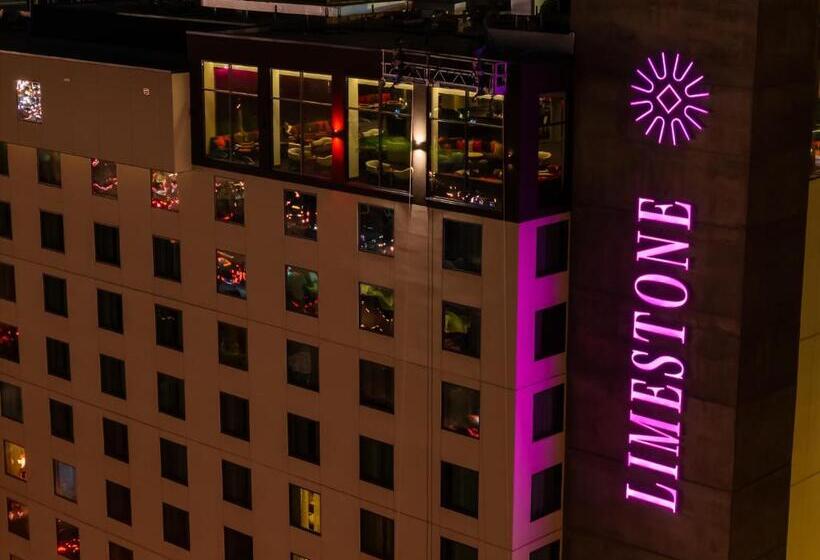 Cambria Hotel Austin Downtown