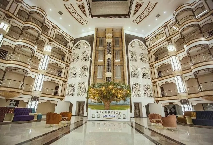Hotelli Antalya Grand Palace