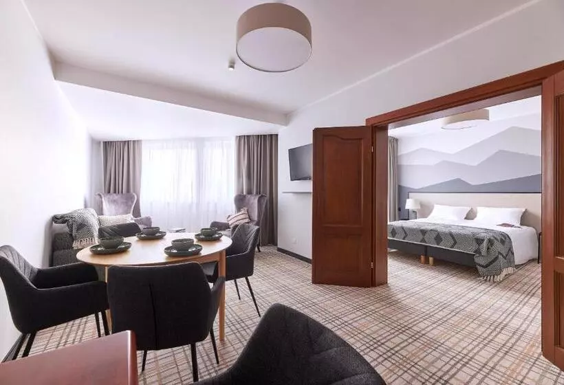 Hotelli Kyriad Karkonosze