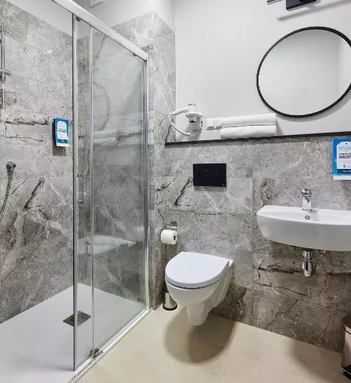 Hotelli Kyriad Karkonosze