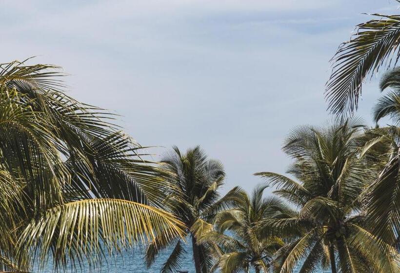 Lali Beach Hotel Boutique