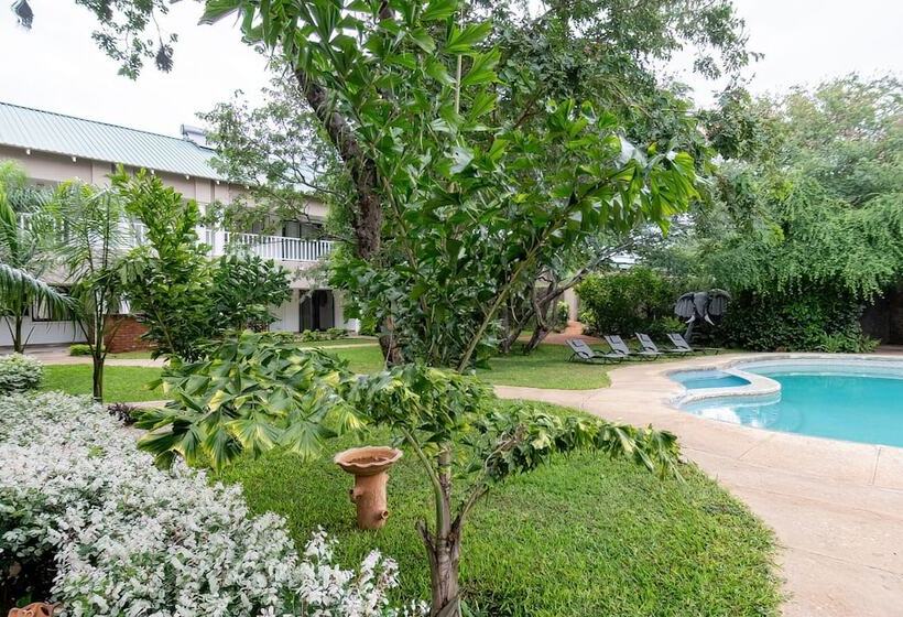 هتل Zambezi Boutique