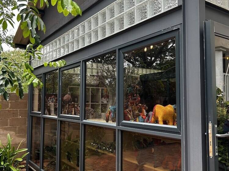 هتل Zambezi Boutique