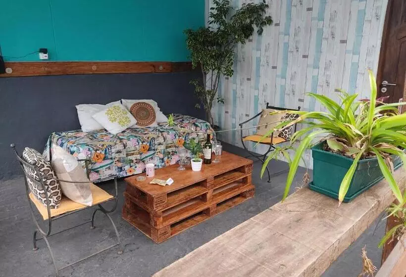 پانسیون Patio Urbano Suites & Beds