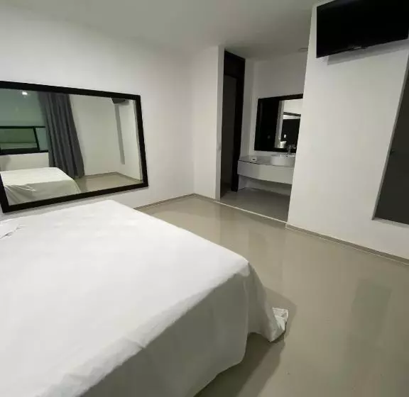 Tokyo Motel