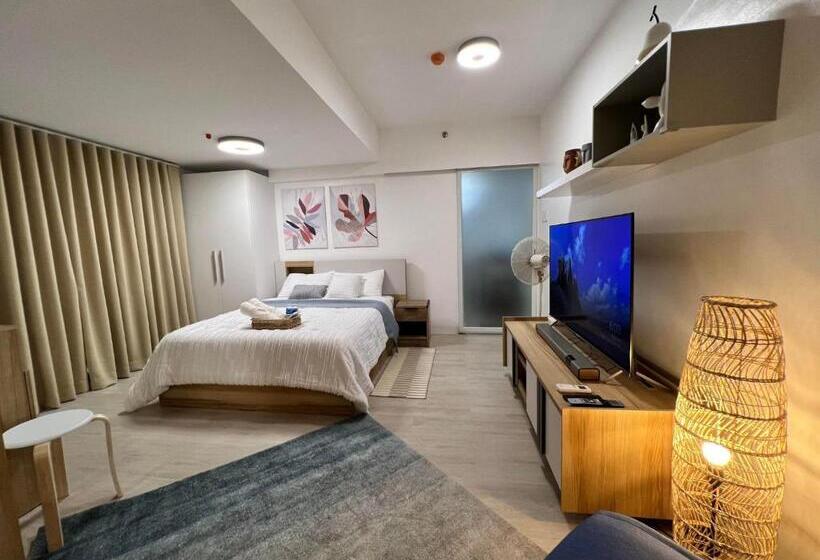 1br Unit With Spectacular View Monaco Tower 1430a