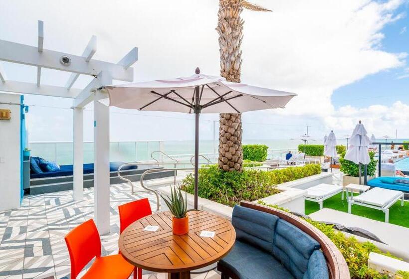 Beachfront Luxury 2br 2ba, Sleeps 6, Resort Access   Horizon By Homestakes