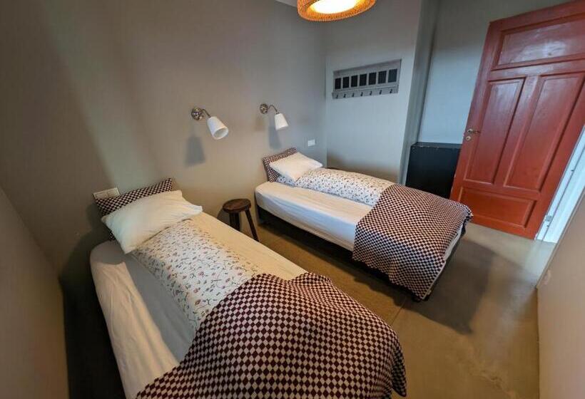 تختخواب و صبحانه Hótel Hrífunes By Ourhotels