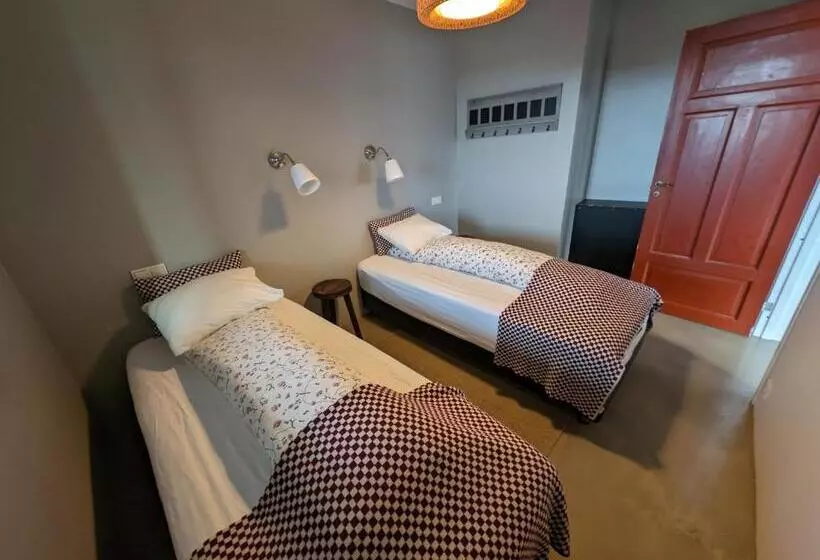 تختخواب و صبحانه Hótel Hrífunes By Ourhotels