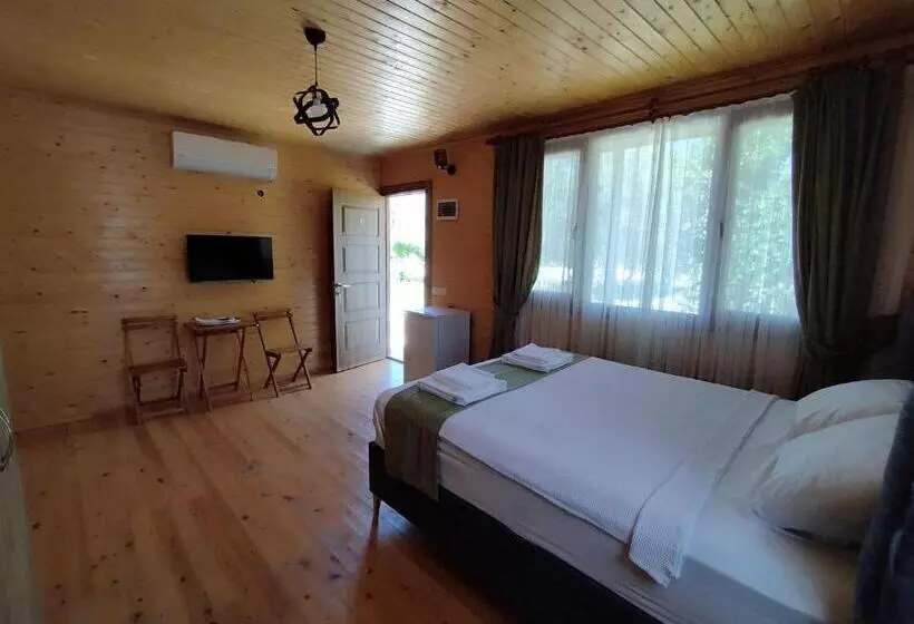 Aamiaismajoitus (B&B) Kandyba Restoran & Bungalov