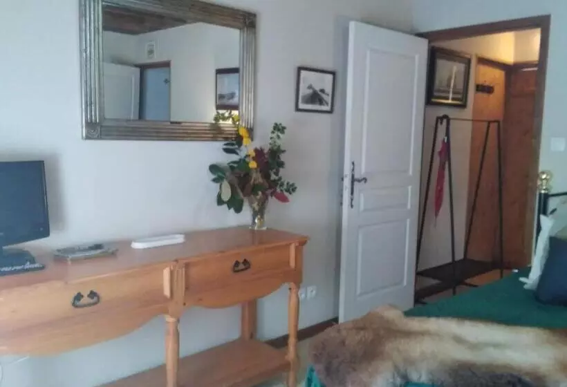 Aamiaismajoitus (B&B) La Chevallerie   Tranquil Oasis