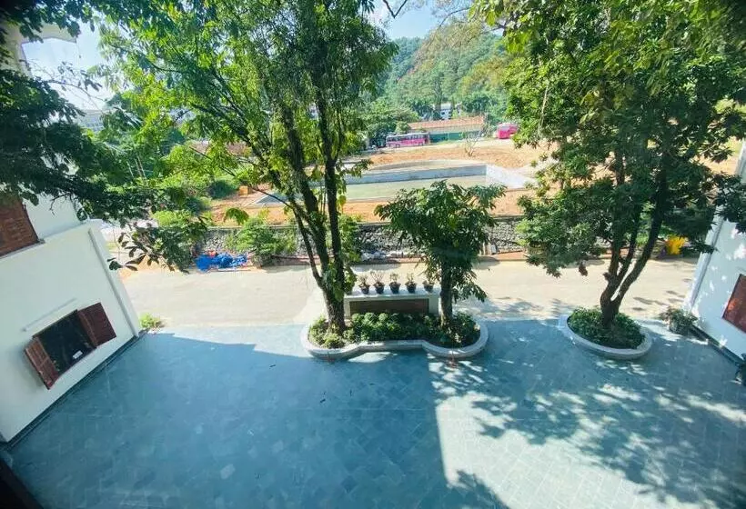 هتل Hạ Long 1