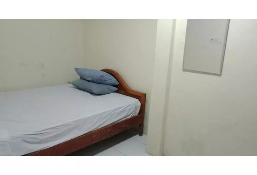 Hotelli Merpati Hostel Banyuwangi