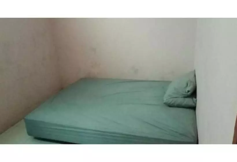 Hotelli Merpati Hostel Banyuwangi