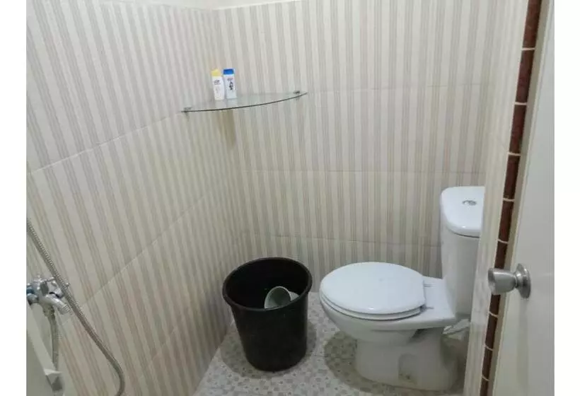Hotelli Merpati Hostel Banyuwangi