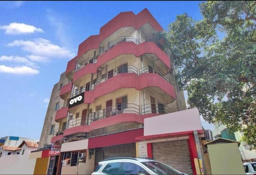 בית מלון כפרי Ujjwal