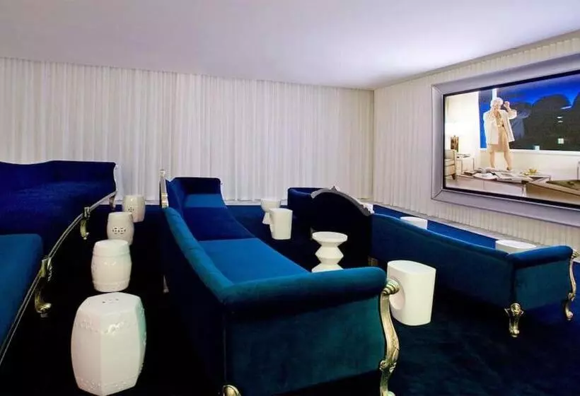 Icon & W Hotel / Waterfront / 20th Floor / Top Spa