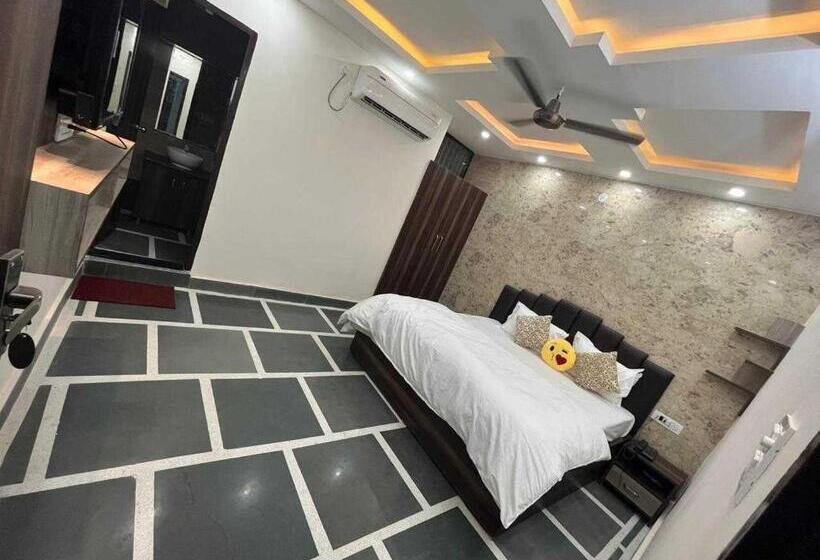 ホテル O Yaduvanshi