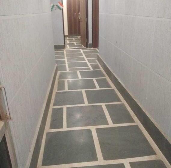 ホテル O Yaduvanshi