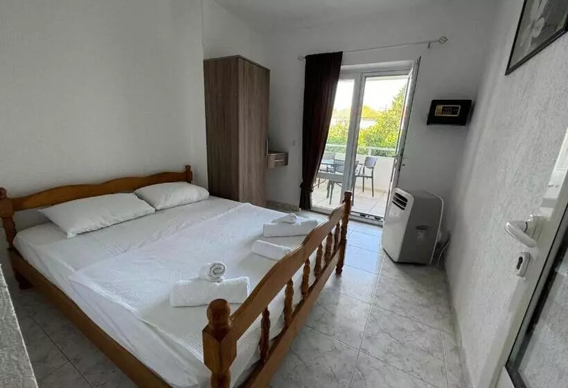 پانسیون Apartmani Hadžić