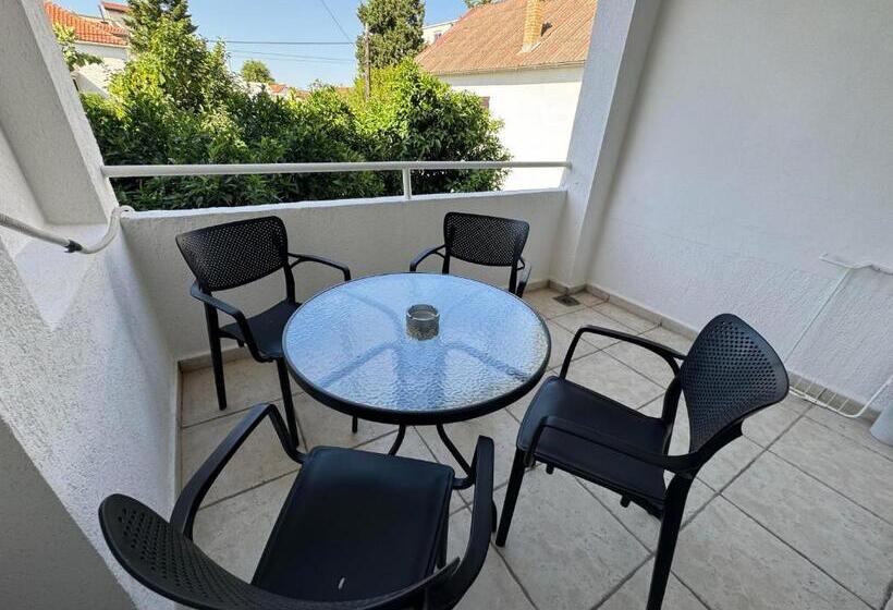 پانسیون Apartmani Hadžić