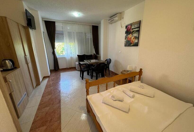 پانسیون Apartmani Hadžić