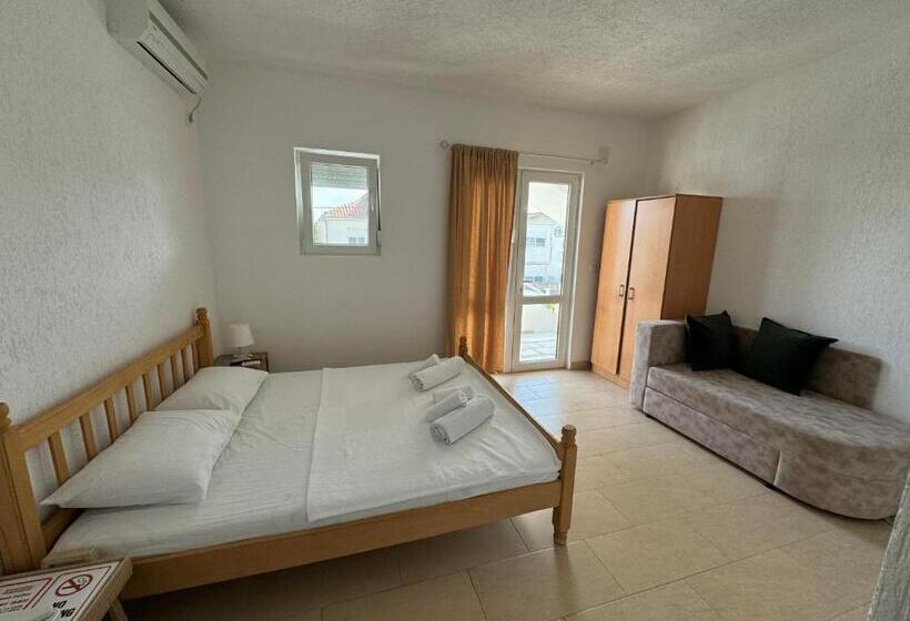 پانسیون Apartmani Hadžić