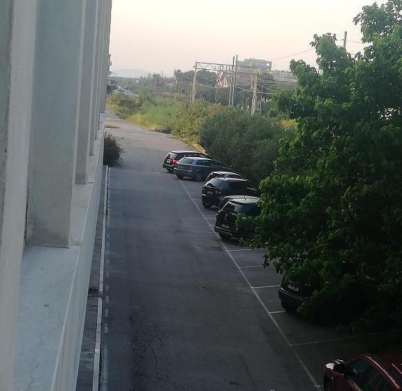 ペンション La Dimora Di Lola Affittacamere