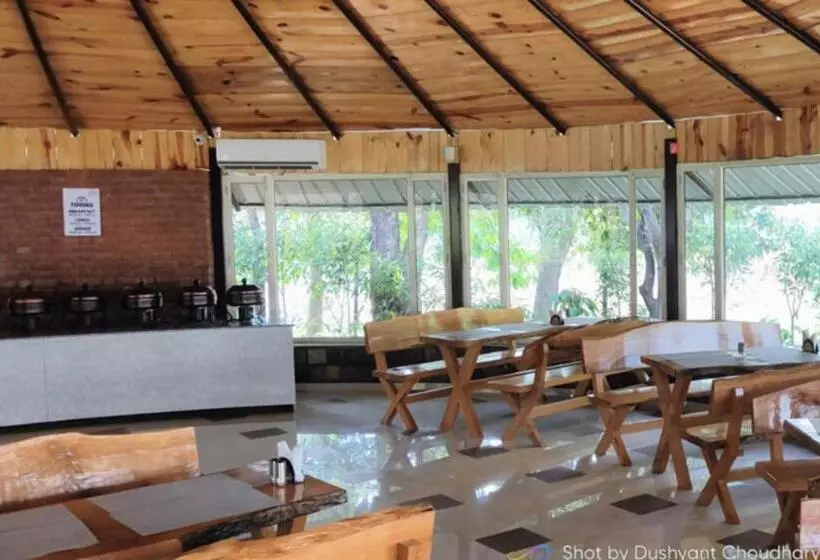 リゾートホテル Justa Lazy Haven Corbett, Uttarakhand