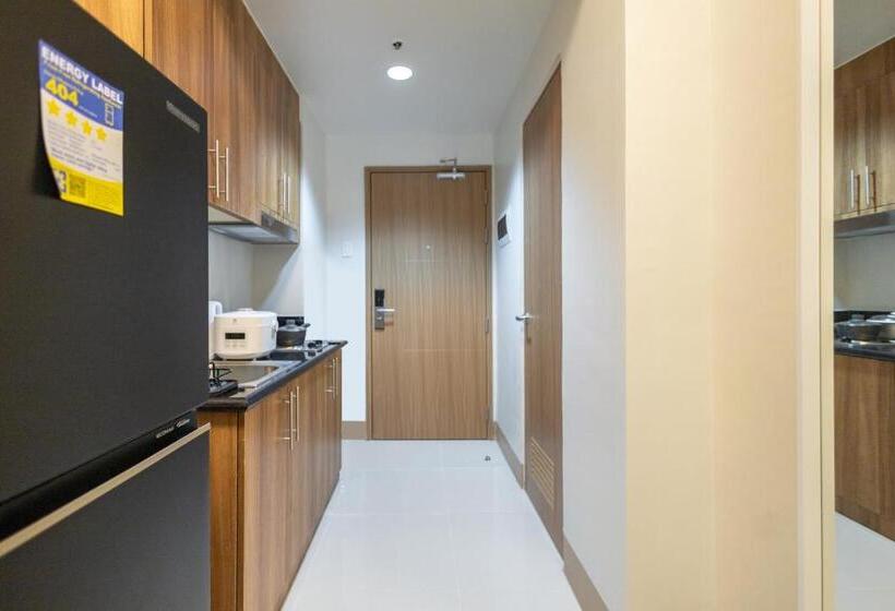 Shore 3 Residences, Mall Of Asia Complex