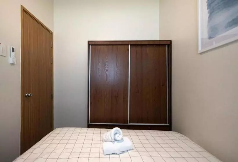 Shore 3 Residences, Mall Of Asia Complex