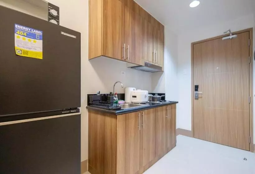 Shore 3 Residences, Mall Of Asia Complex