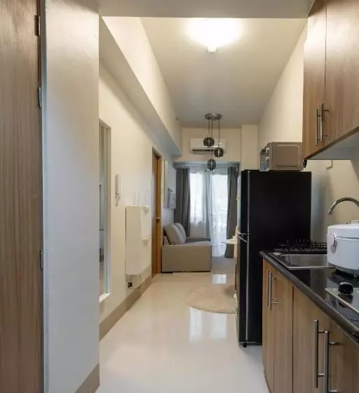 Shore 3 Residences, Mall Of Asia Complex