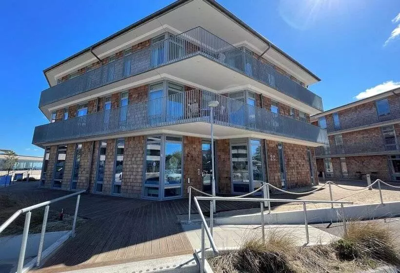 åhus Brygga Apartment