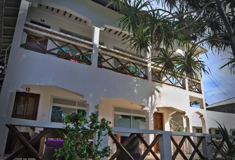 Aamiaismajoitus (B&B) Cocolala Beach House