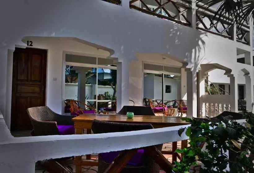 Aamiaismajoitus (B&B) Cocolala Beach House