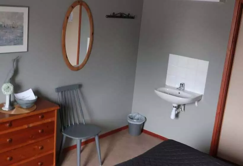 ベッドアンドブレックファースト Hälsokällan