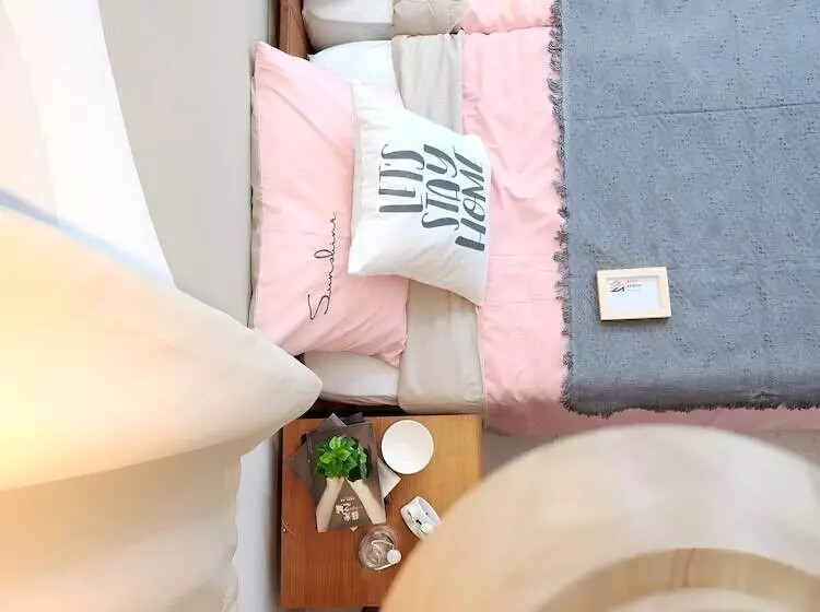 تختخواب و صبحانه Ixora Coliving Lifestyle Homestay