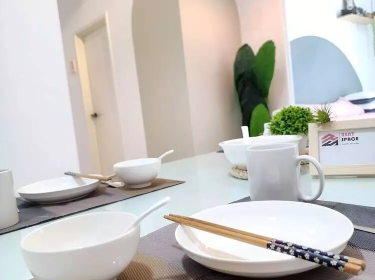 تختخواب و صبحانه Ixora Coliving Lifestyle Homestay