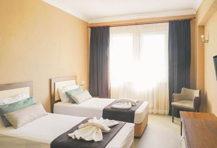 مبيت وإفطار Kumru Suitesseda Pansi̇yon