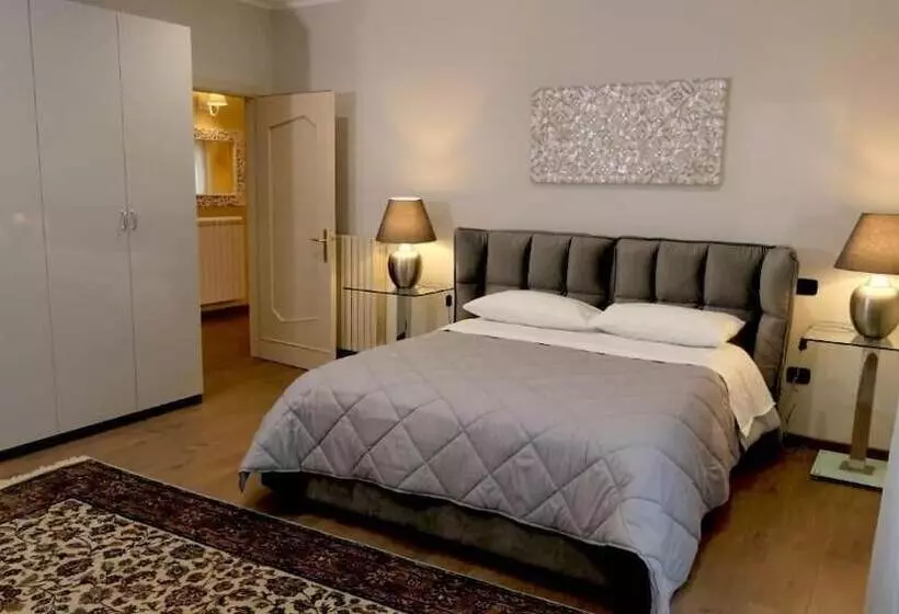 Erania Rooms & Apartments